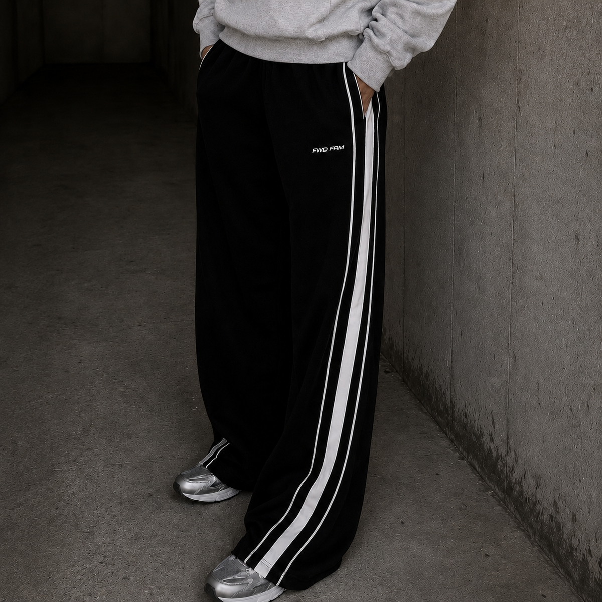 Wide Leg Swoop Trackpant - Black